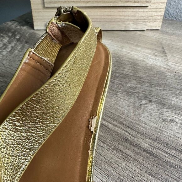 Kate Spade Saturday Women’s 9 Brand New Gold Strappy Sandals Metallic NWT New - Picture 9 of 13